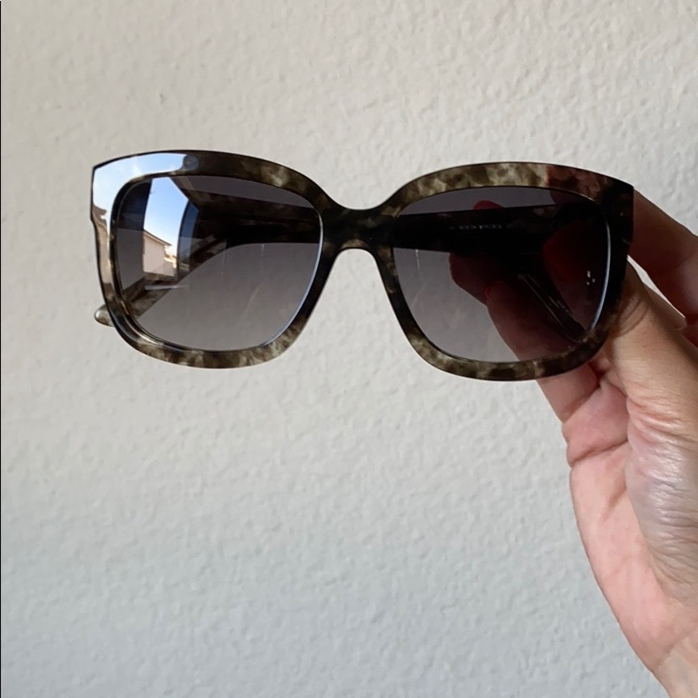 Sun glasses